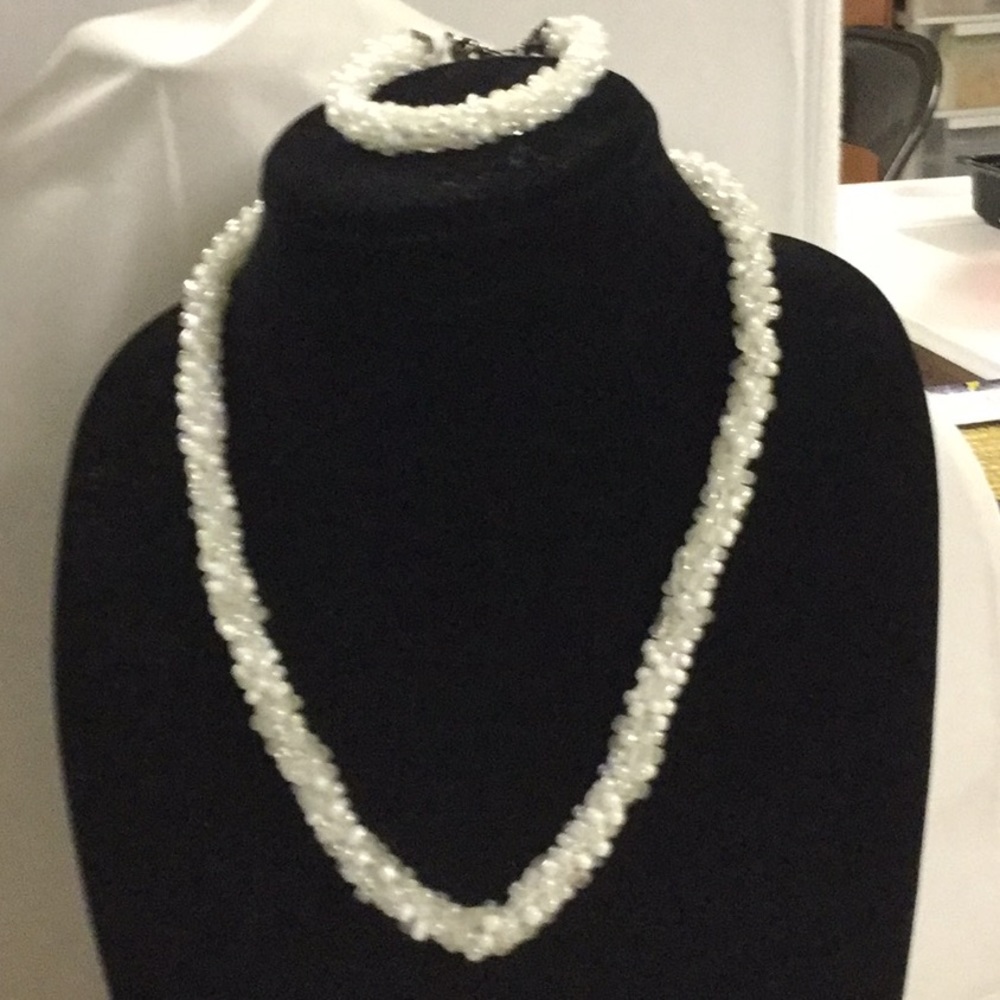 Hand crafted Kumihimo necklace - Picture 1 of 3